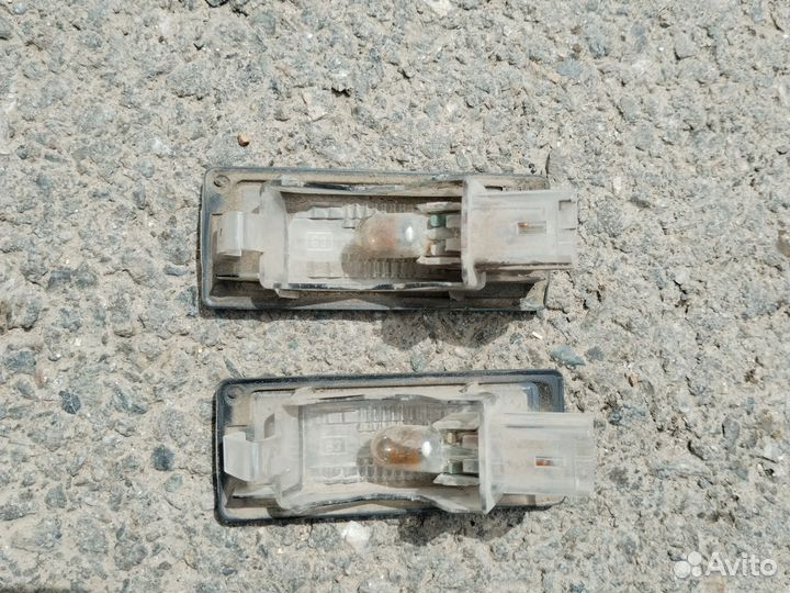 Фонарь подсветки номера duster