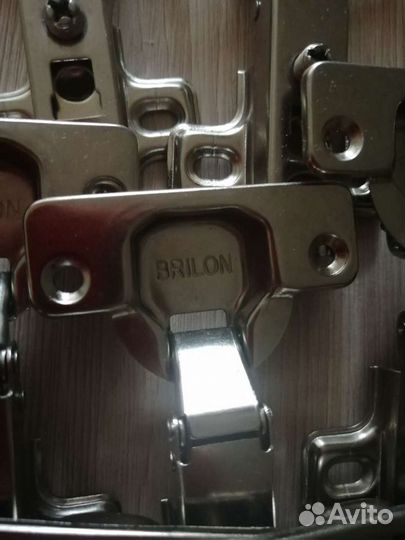 Новые Мебельные петли по штучно