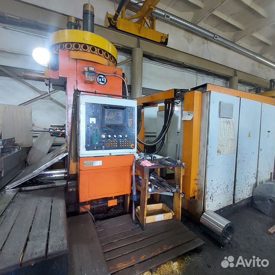 Обрабатывающий центр с чпу ир800 пмф4