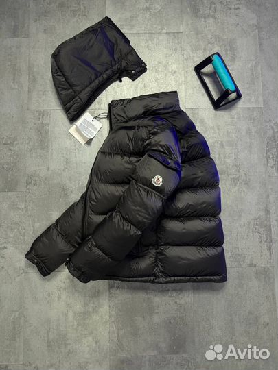 Куртка Moncler новая