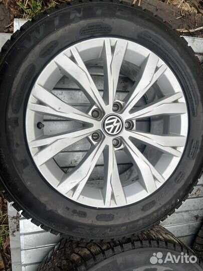 Оригинильные диски Volkswagen Tiguan 2 Montana r17