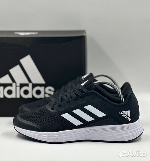 Кроссовки Adidas