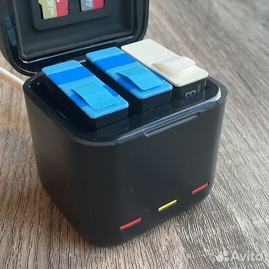 Кейс зарядный для аккумуляторов GoPro