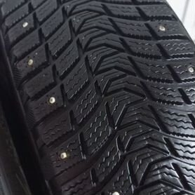 Michelin X-Ice North 3 215/65 R16