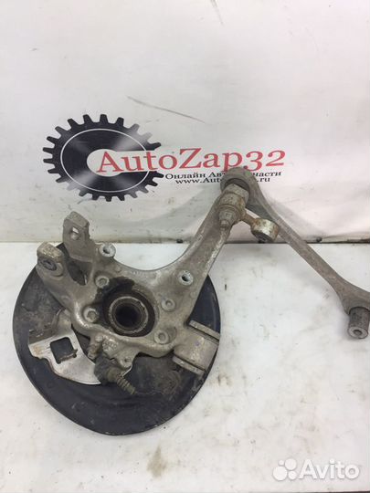 Кулак задняя правая Bentley GT