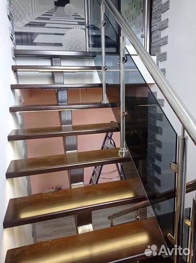 Перила, поручни, ограждения из нержавеющей стали