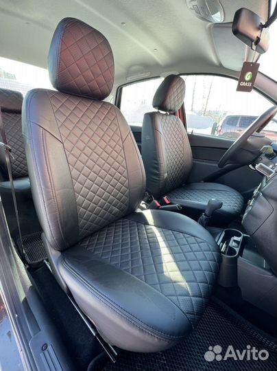 Авточехлы Лада Гранта ромб экокожа