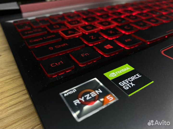 Игровой ноутбук Acer nitro 5 an515-43-r1dg