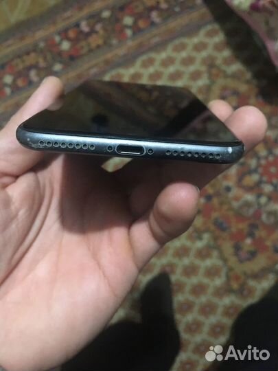 iPhone 8 Plus, 64 ГБ