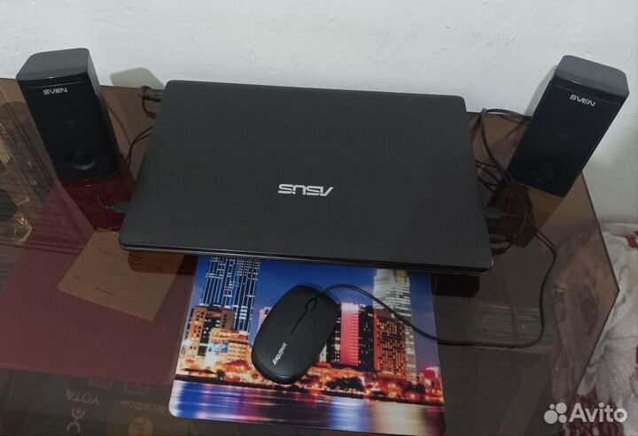 Ноутбук asus