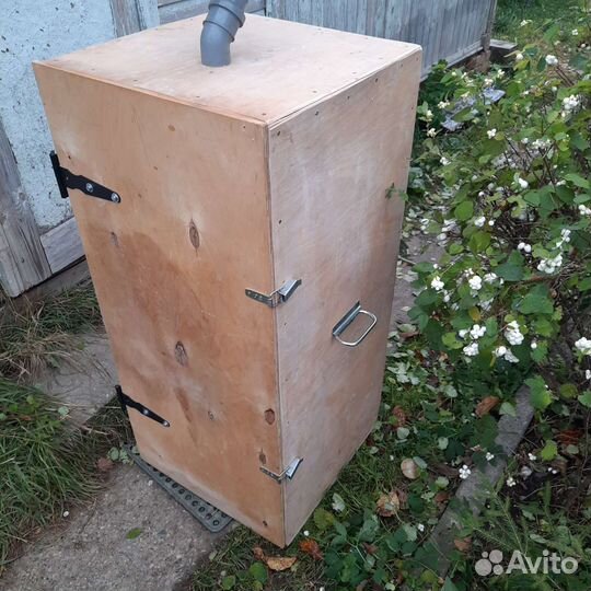 Коптильня холодного копчения с дымогенератором