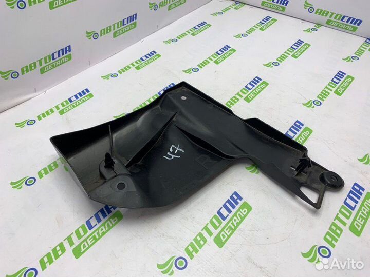 Защита днища кузова задняя правая Mazda Cx-30