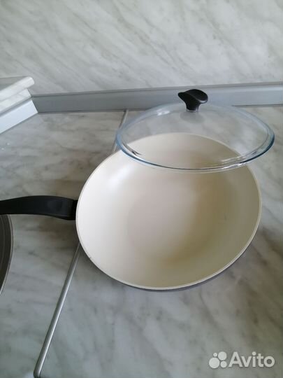 Кастрюля новая