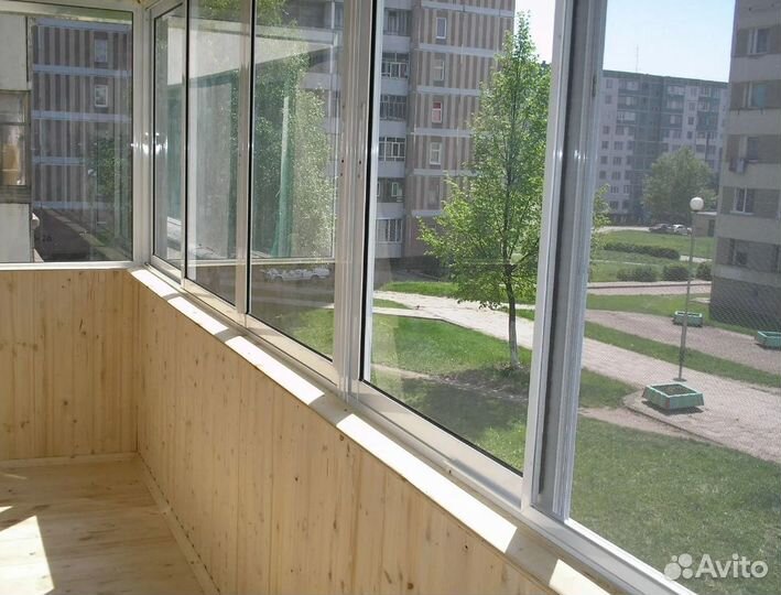 Остекление балкона с обшивкой