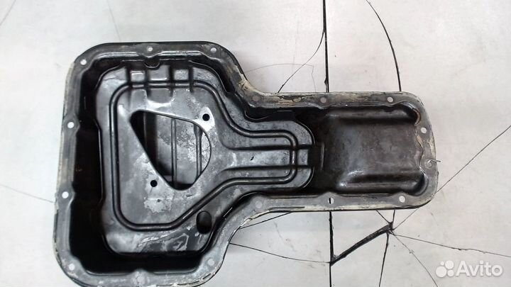 Поддон Toyota Corolla E12, 2002