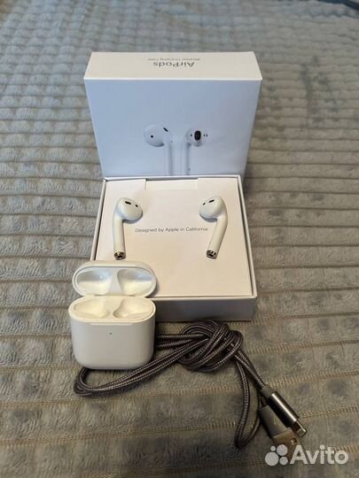 Беспроводные наушники apple airpods