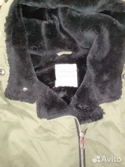 Парка для девочки 5,6лет состояние отличное