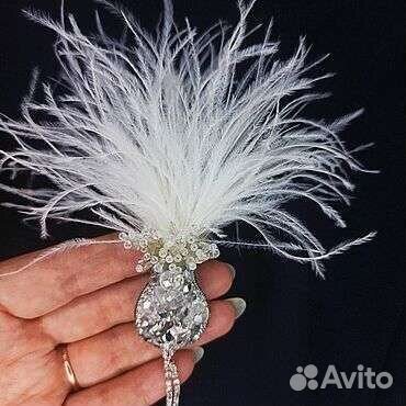Страусиные перья на ленте