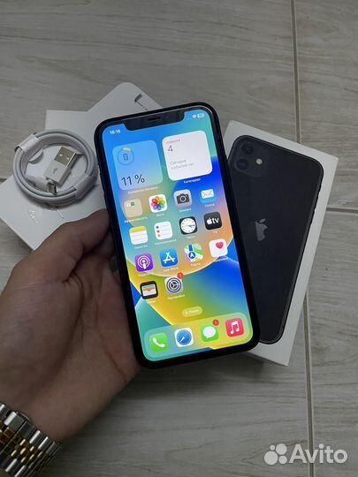 iPhone 11, 64 ГБ