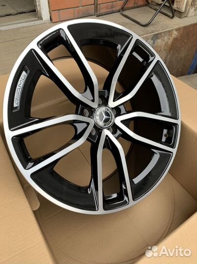 Разноширокие диски R22 Mercedes GLE