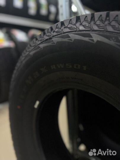 Kapsen IceMax RW501 225/55 R17