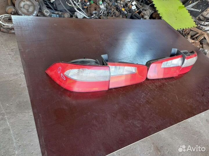 Фонарь внутренний Рено Лагуна II хэтчбек