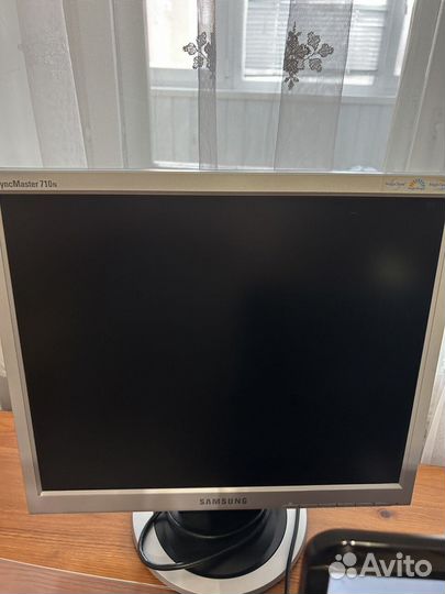 Монитор для компьютера