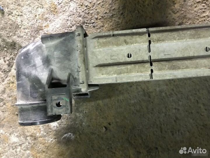 Интеркулер Land Rover Freelander 2