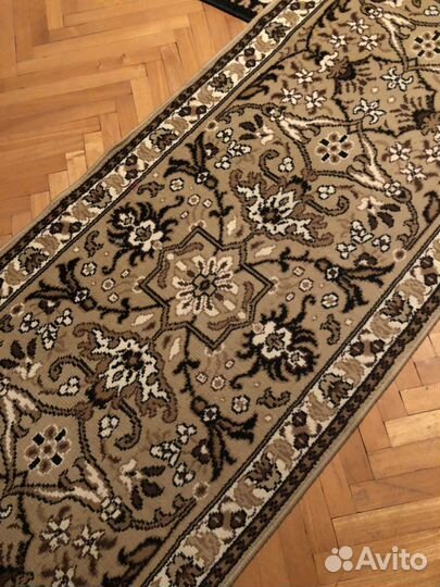 Ковровые дорожки новые