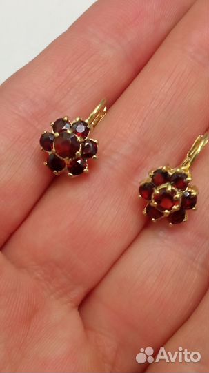 Золотые серьги шары