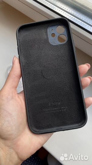 Чехол на iPhone 11