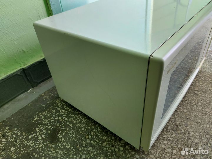 Микроволновая печь sharp R-7A58