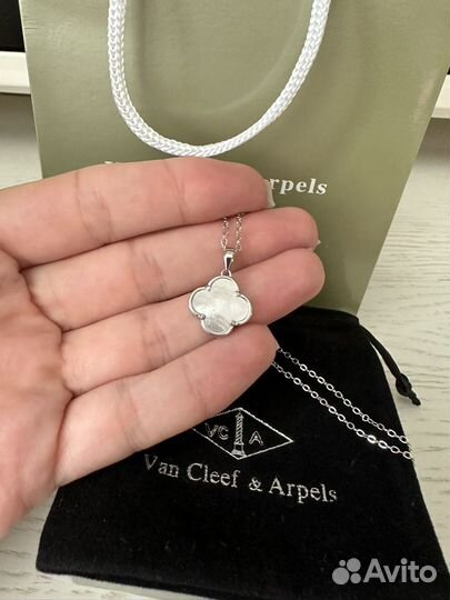 Кулон Van Cleef