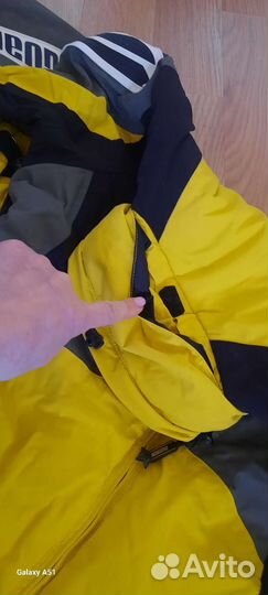 Горнолыжный костюм женский iguana