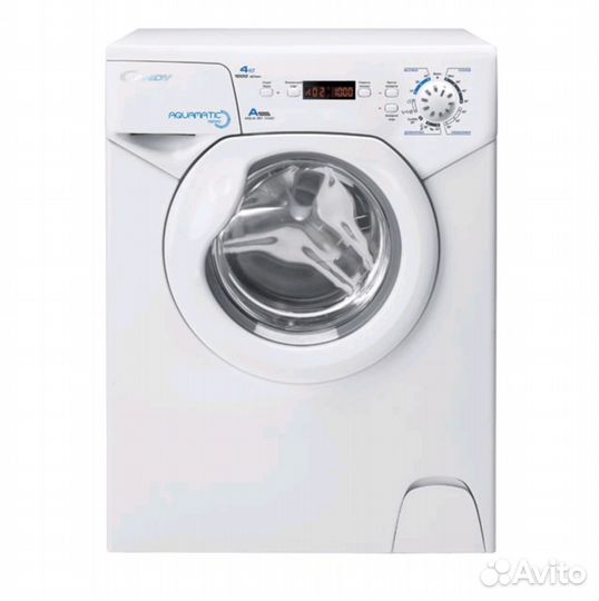 Стиральная машина в рабочем состоянии