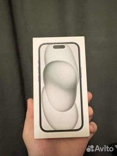 iPhone 15, 256 ГБ