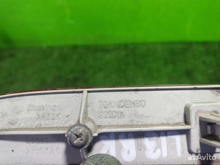 Отражатель бампера заднего правый Daihatsu Terios