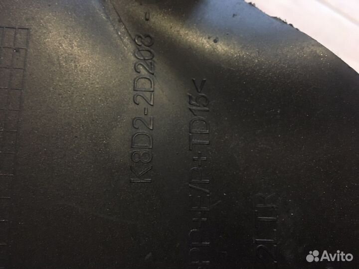 Пыльник пер бамера правый Range Rover Evoque 2019