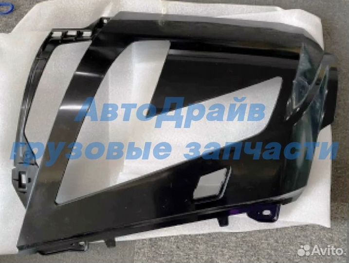 Облицовка фары Volvo FH4 рейсталинг