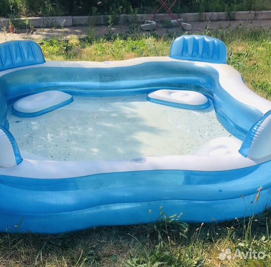 Надувной бассейн intex