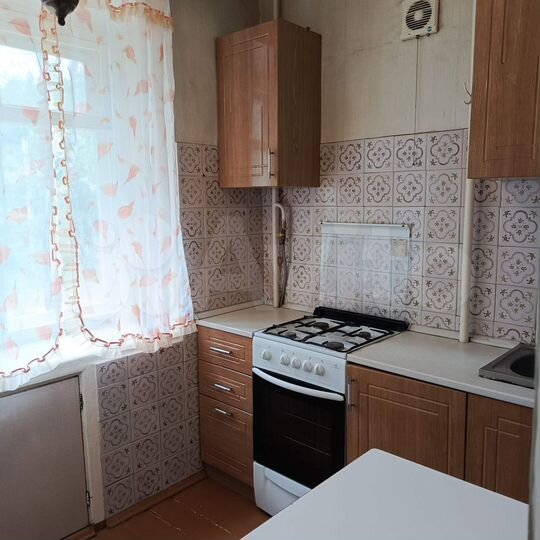 2-к. квартира, 41,8 м², 2/4 эт.