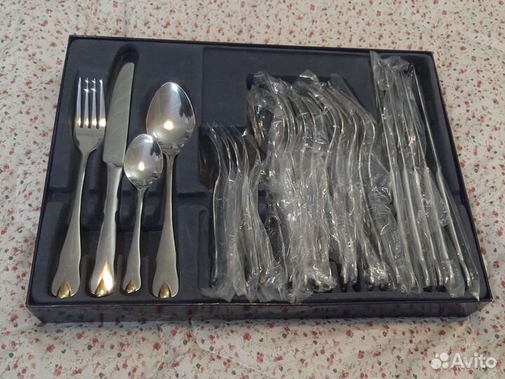 Столовый набор Peterhof 24 предмета