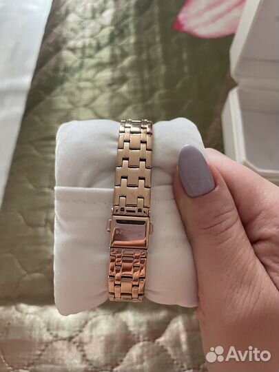 Наручные часы фирмы casio