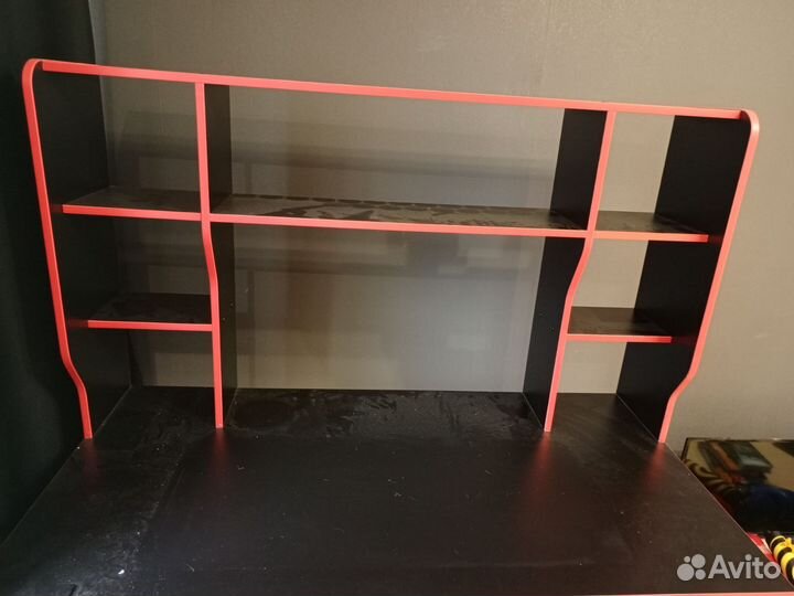 Полка настольная со столом