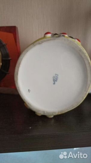 Декоративная фарфоровая кружка 