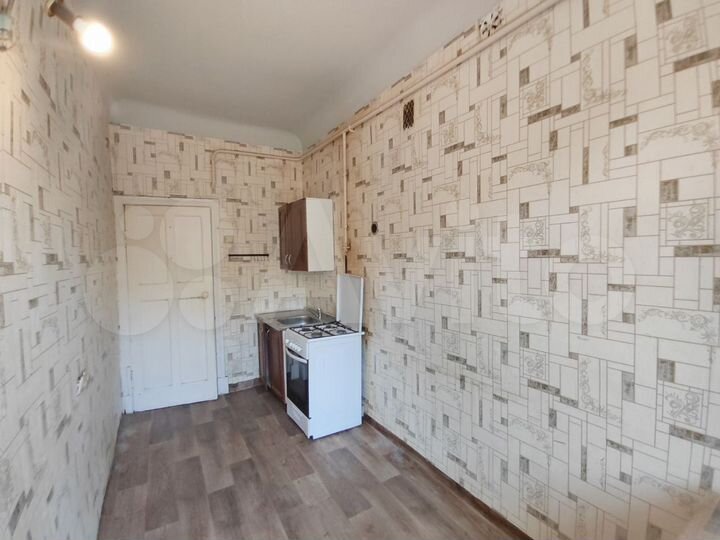 3-к. квартира, 64 м², 2/4 эт.