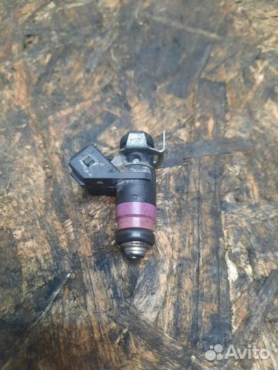 Форсунка Renault Megane универсал 1.6 K4M812 2005