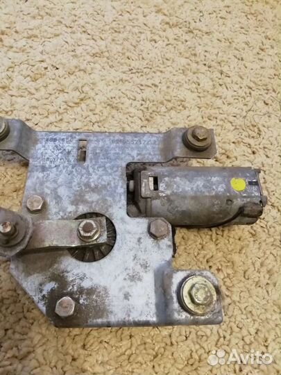 Моторчик стеклоочистителя Фольксваген Гольф 2