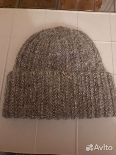 Шапка женская 600