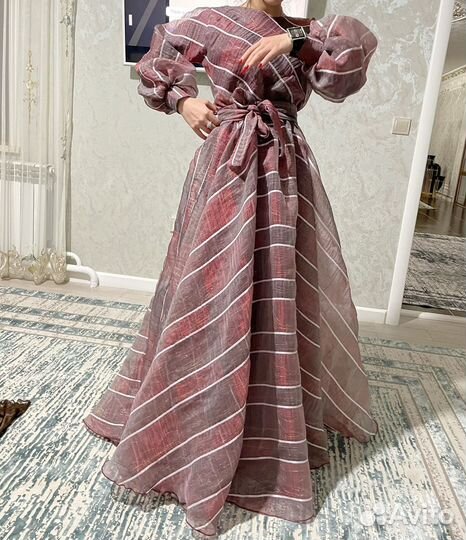 Вечернее платье в пол